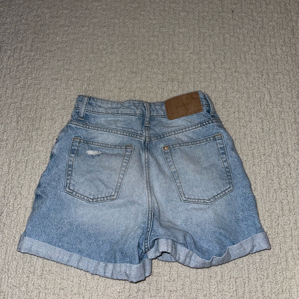 Jean Shorts - Picture 3 of 3